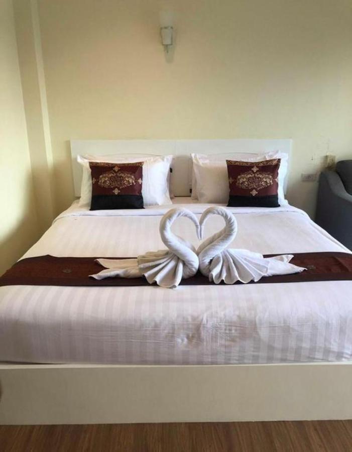 Db Residence Patong Экстерьер фото