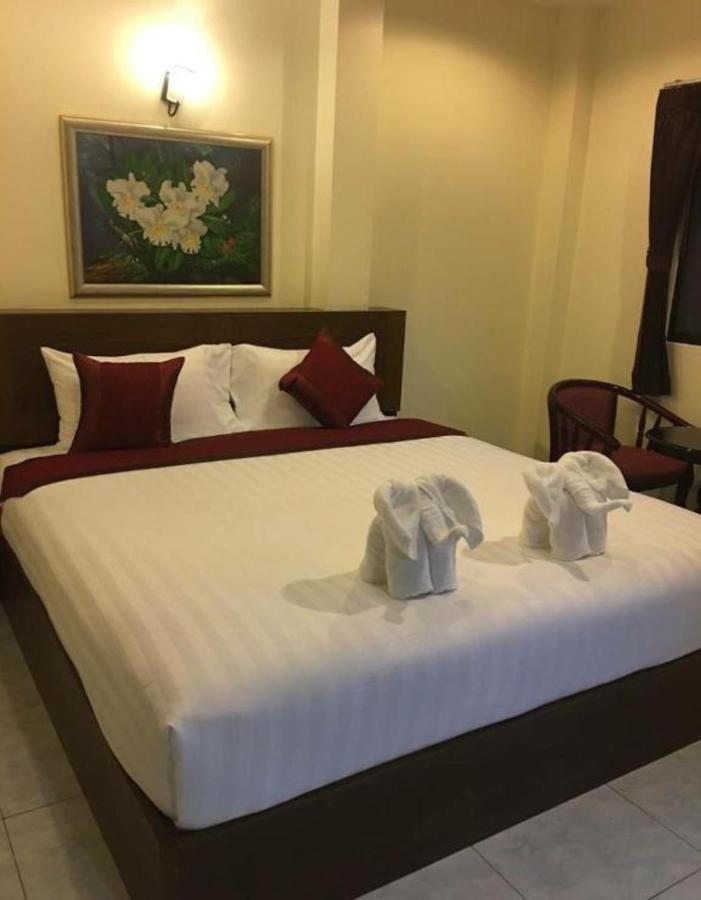 Db Residence Patong Экстерьер фото