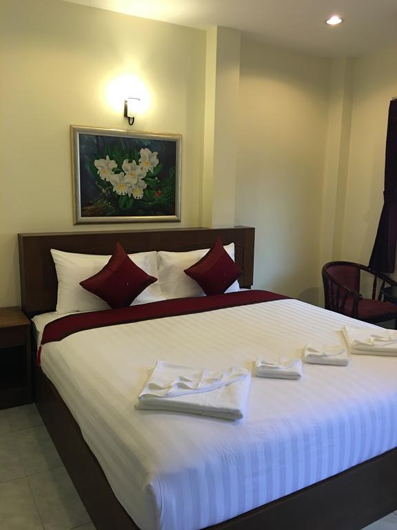Db Residence Patong Экстерьер фото