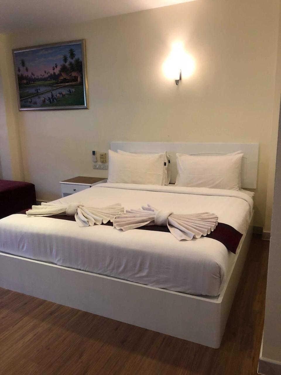Db Residence Patong Экстерьер фото