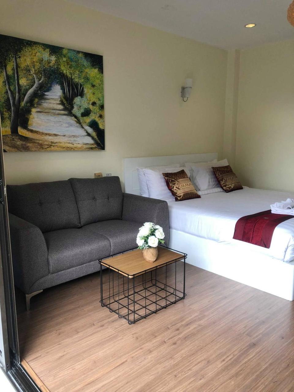Db Residence Patong Экстерьер фото