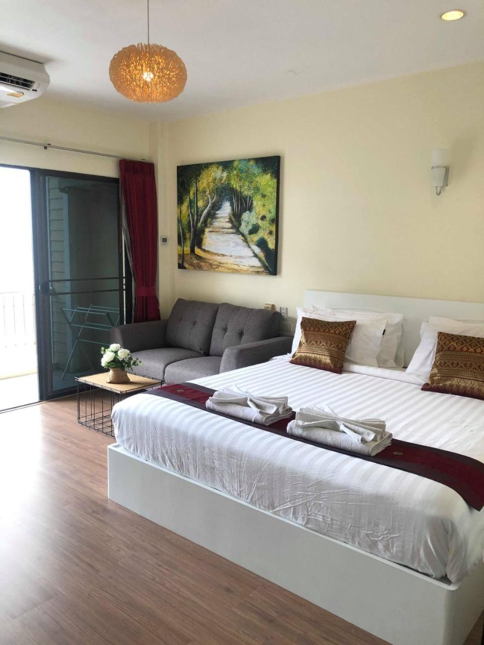 Db Residence Patong Экстерьер фото
